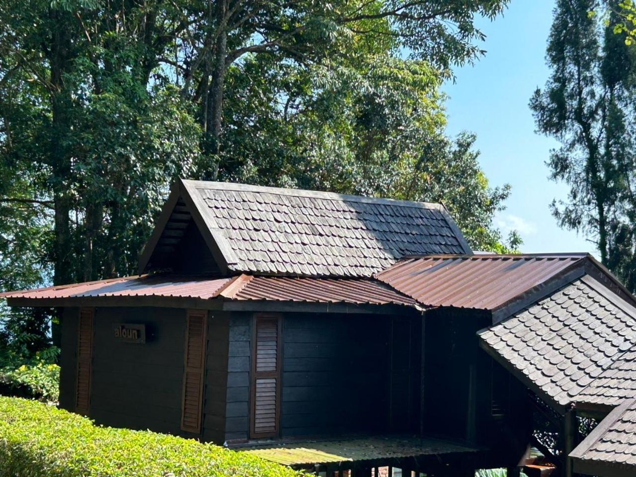 Malihom Private Estate Villa Balik Pulau Exterior photo