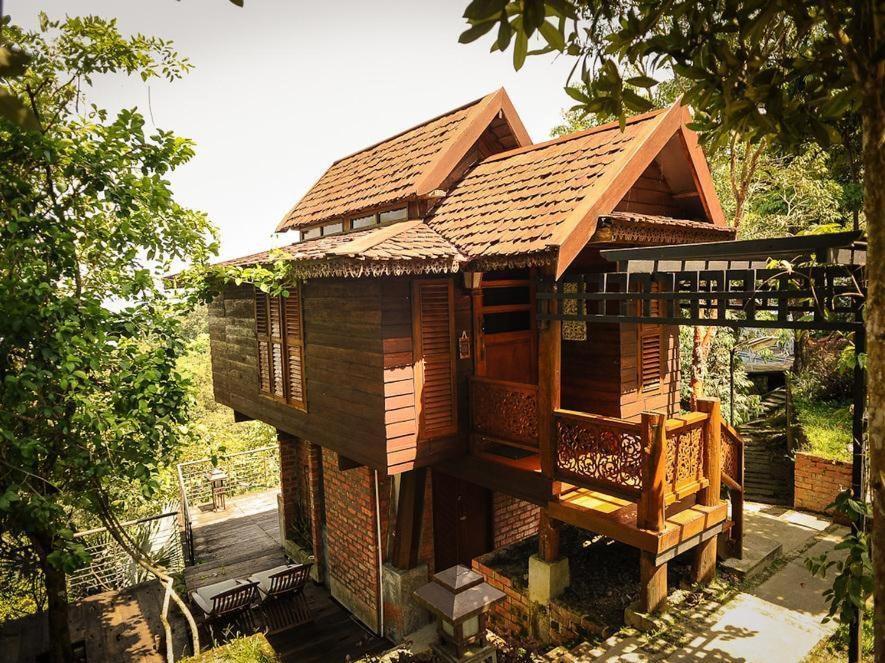 Malihom Private Estate Villa Balik Pulau Exterior photo