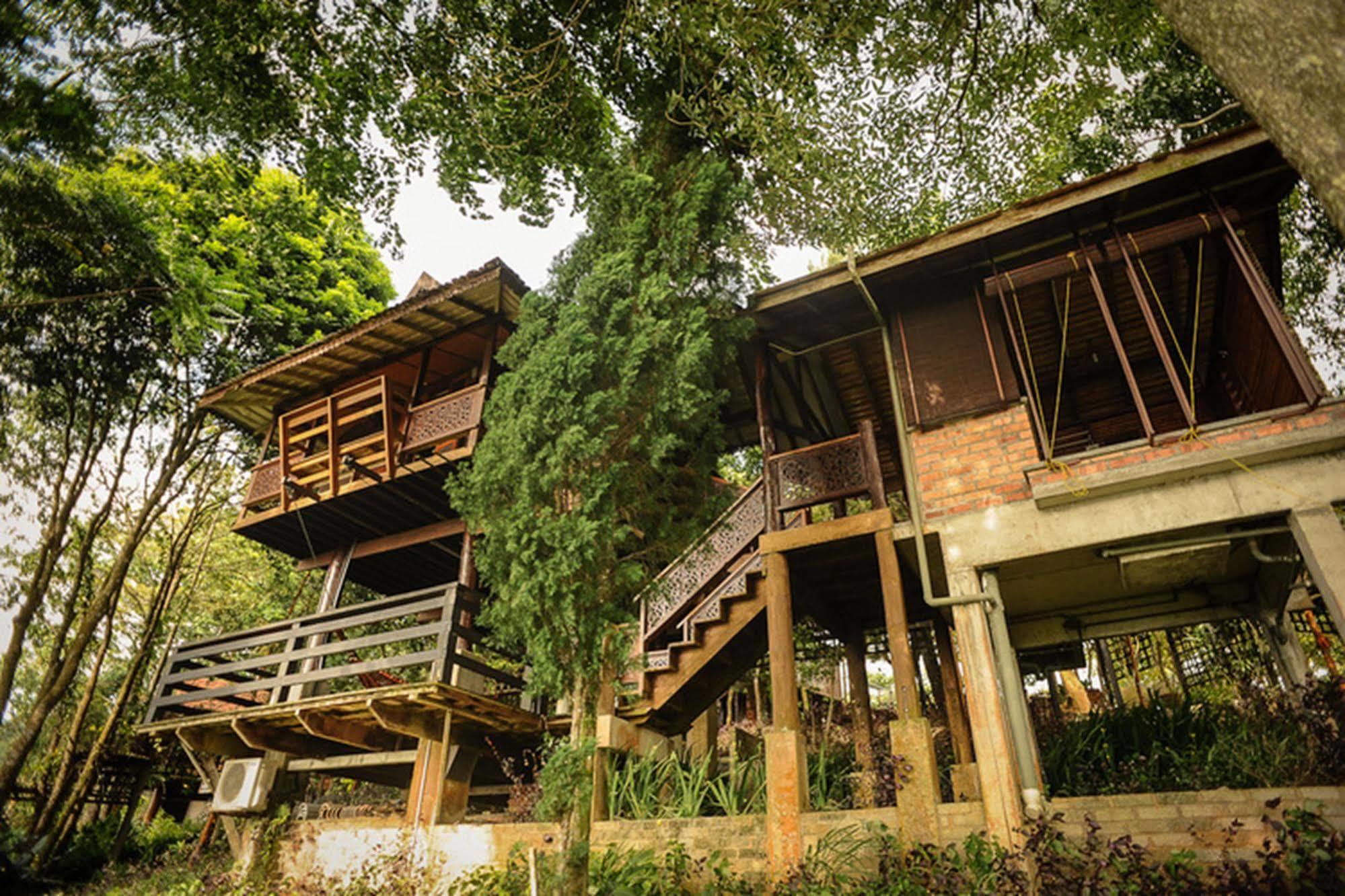 Malihom Private Estate Villa Balik Pulau Exterior photo