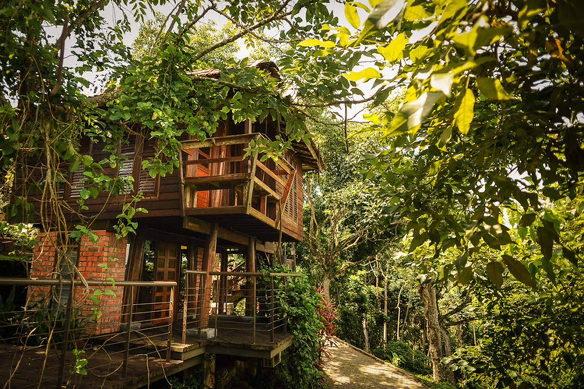Malihom Private Estate Villa Balik Pulau Exterior photo