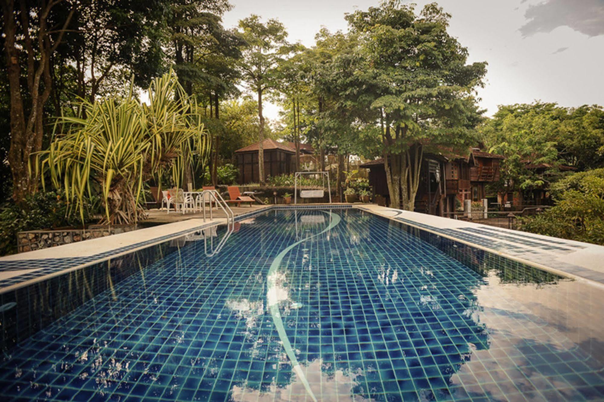 Malihom Private Estate Villa Balik Pulau Exterior photo
